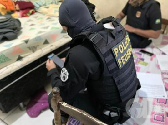 PF faz buscas na casa de investigado por vender v�deos de abusos sexuais contra menores