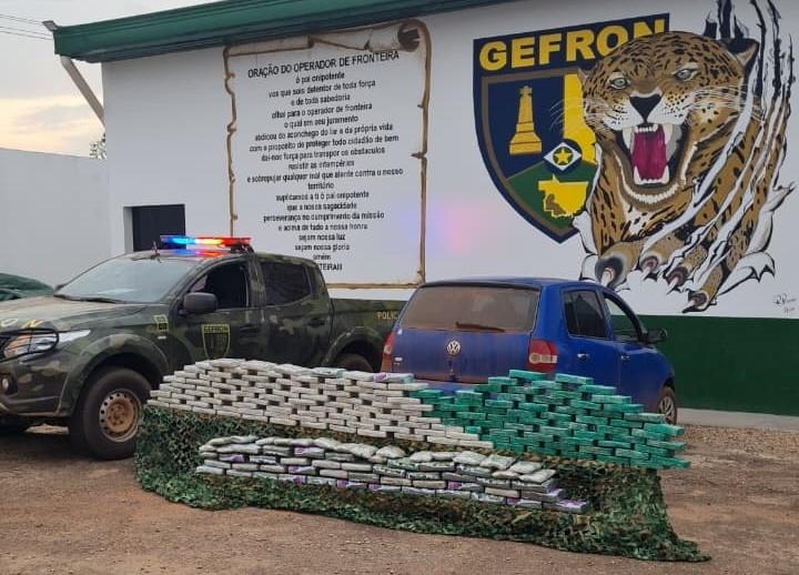 Gefron apreende 200 quilos de drogas e d prejuzo de R$ 1,5 milho s faces criminosas