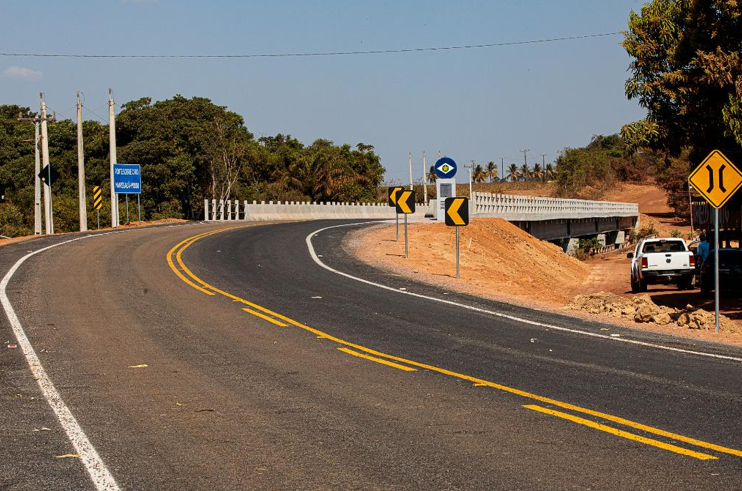 Governo de MT lan�a licita��o para asfaltar rodovias em Marcel�ndia e construir ponte em Pontes de Lacerda