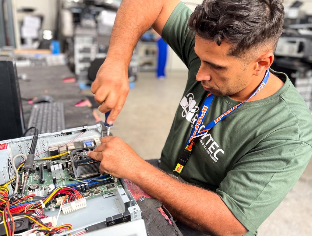 Seciteci oferta cursos gratuitos de inform�tica, design e intelig�ncia artificial em Cuiab� e Chapada dos Guimar�es