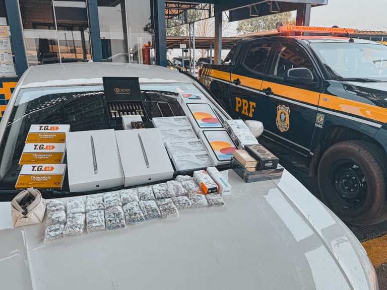 PRF apreende carga ilegal de rem�dios, anabolizantes e eletr�nicos em Rondon�polis