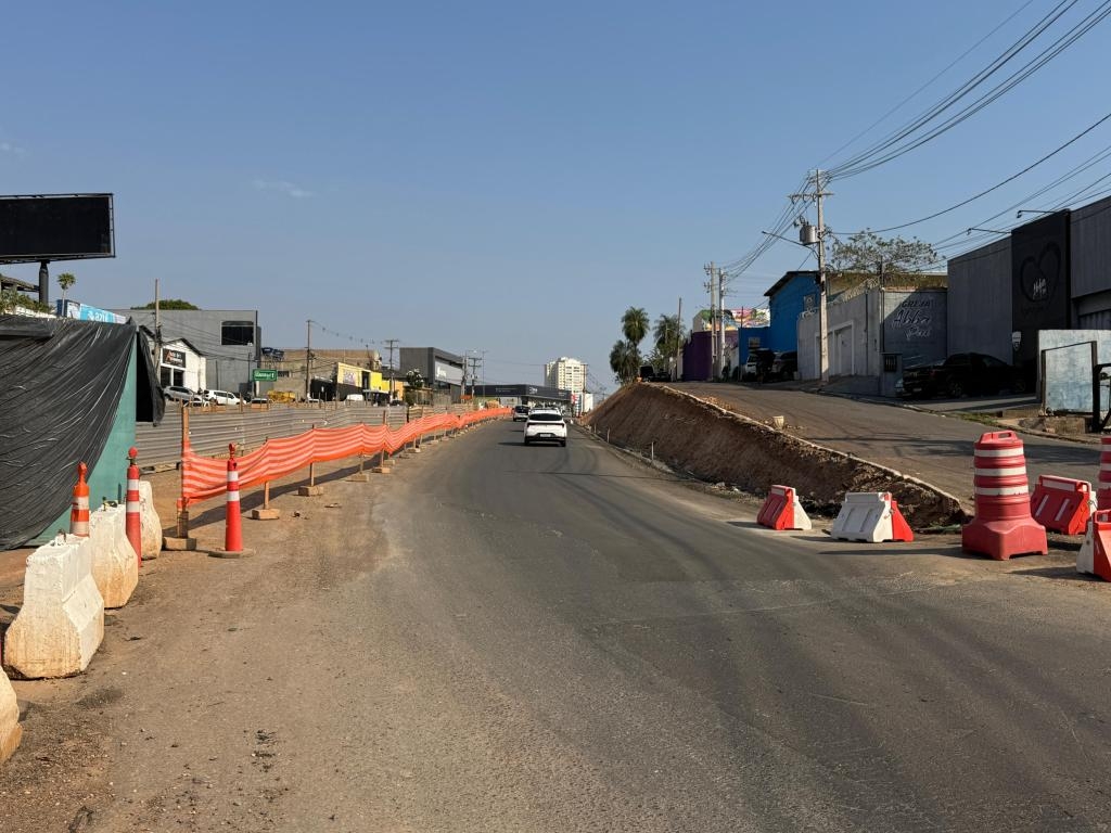 Trecho da Miguel Sutil  liberado aps alargamento das pistas