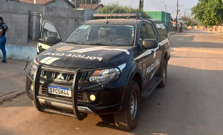 Mulher foragida por tr�fico � presa em Ros�rio Oeste durante a��o da Pol�cia Civil