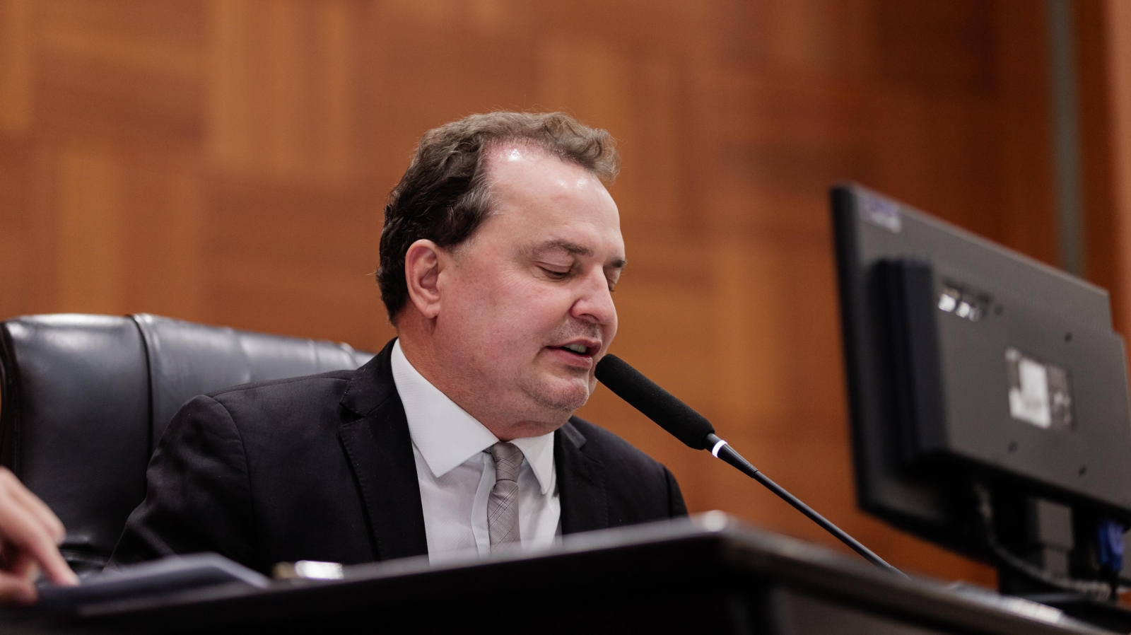 Max Russi se posiciona contra poss�vel projeto de blindagem na Assembleia de MT