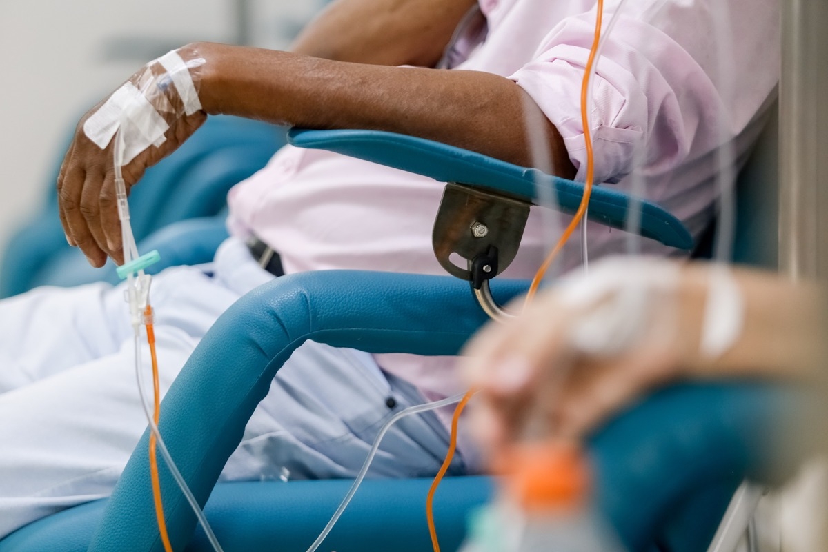 Sociedade de Reumatologia pede amplia��o de centros de infus�o no SUS