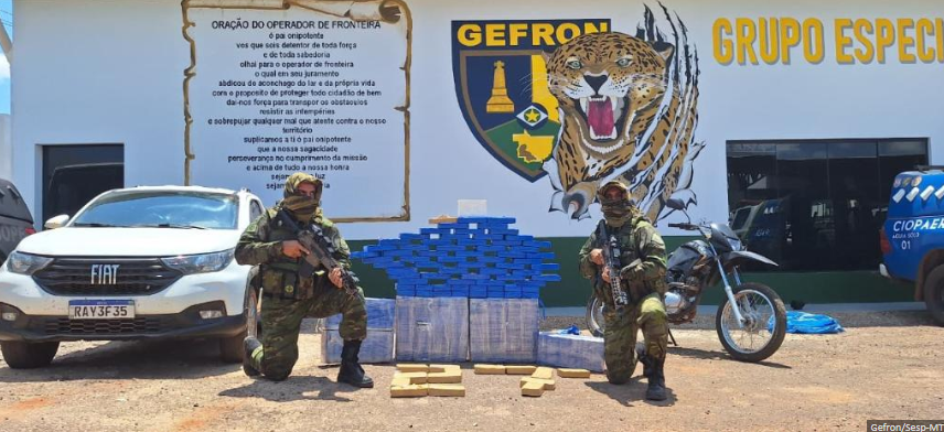 For�as de seguran�a apreendem mais de 200 kg de coca�na e geram preju�zo de R$ 5 milh�es �s fac��es criminosas