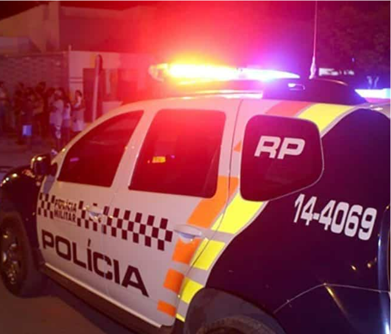 Preso em Rondon�polis: Figurinha carimbada Portava �Pistola de Cola Quente�