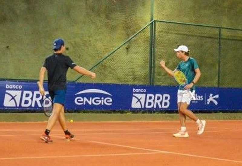 Leonardo Storck e Cadu Lino estreiam no ranking mundial profissional da ATP  
