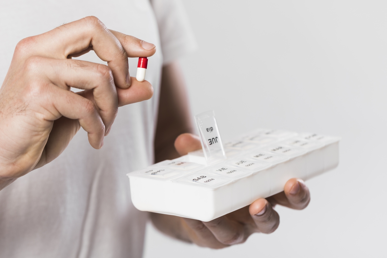 Omeprazol: por que mdicos esto restringindo o uso e como substitu-lo com segurana
