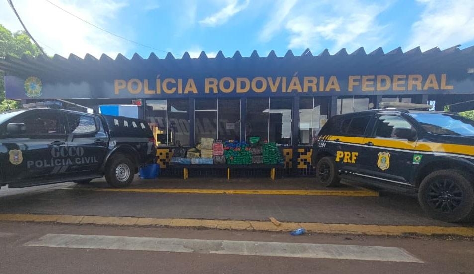 Pol�cia Civil e PRF apreendem 485 tabletes de maconha que eram transportados na BR-163 em Rondon�polis