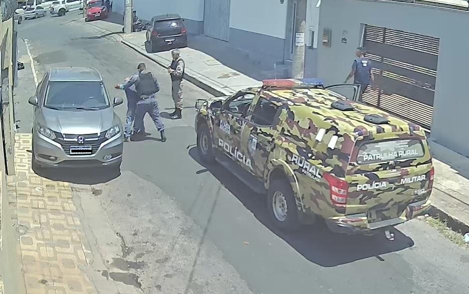 Patrulha Rural prende suspeito de tentar invadir residncia e furtar veculo em Cuiab