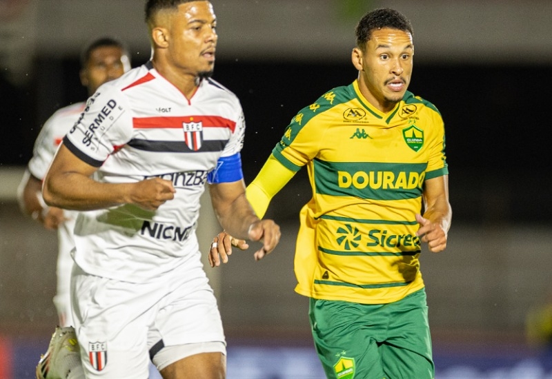 Cuiab� sofre gol nos acr�scimos e cede empate ao Botafogo-SP fora de casa  