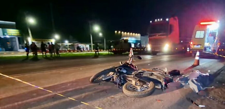 Professor de 25 anos morre ao colidir moto na traseira de caminhonete na BR-163