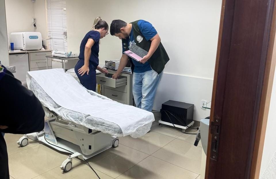 A��o integrada fiscaliza cl�nicas m�dicas e co�be venda irregular de rem�dios em Barra do Gar�as