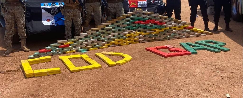 PMs de Mato Grosso e Goi�s apreenderam 468 quilos de drogas e causam R$ 10 milh�es de preju�zo ao crime