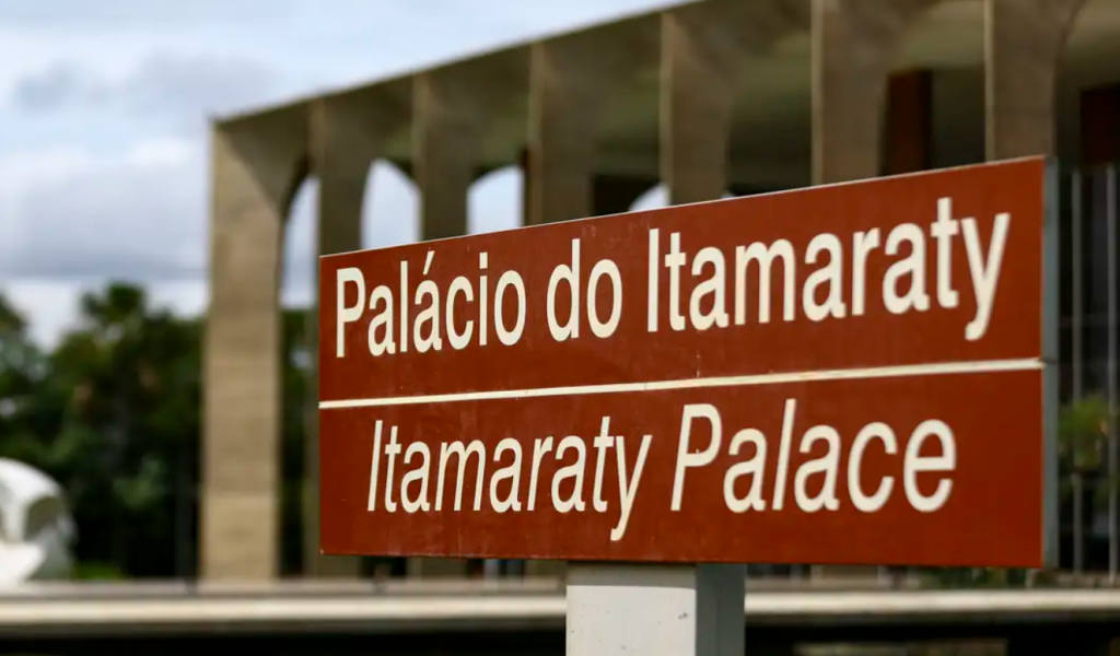 Brasil condena ataque a�reo de Israel � escola na Faixa de Gaza