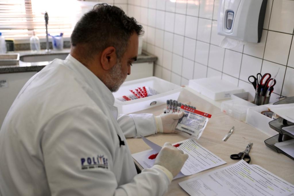 Parceria entre Secretarias de Sa�de e de Seguran�a garante resposta r�pida em casos de intoxica��o por metanol 