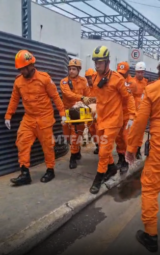 Homem resgatado de torre volta a mobilizar equipes e se lana de estrutura em Vrzea Grande