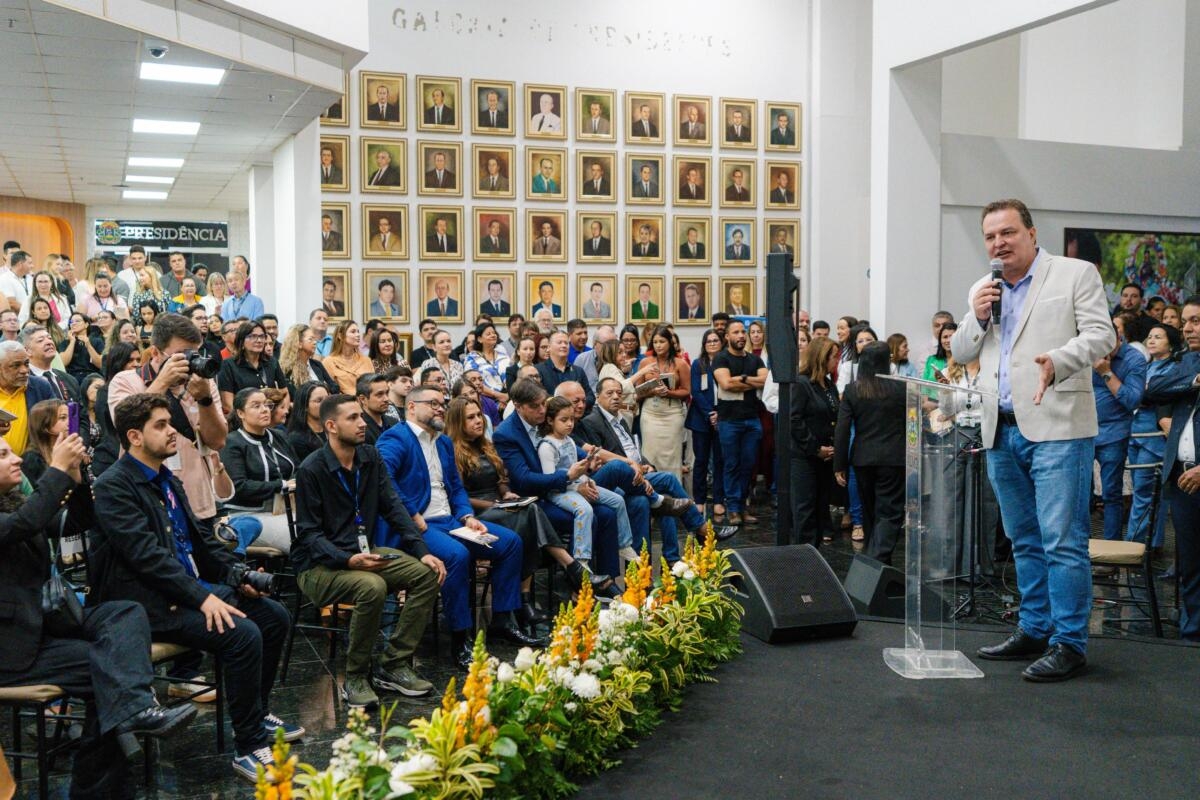 Presidente Max anuncia pacote de valoriza��o e reconhecimento aos servidores da ALMT