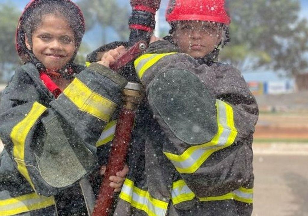 Corpo de Bombeiros orienta para a seguran�a de crian�as e adolescentes em casa e locais p�blicos