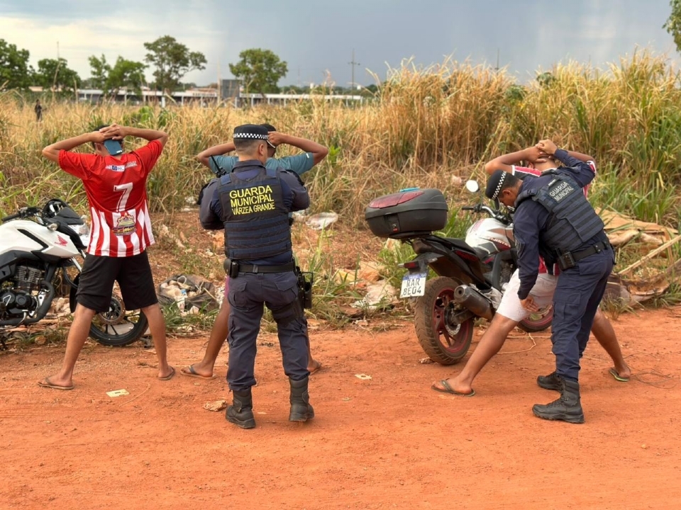 Guarda Municipal det�m trio com linha chilena durante opera��o em V�rzea Grande 