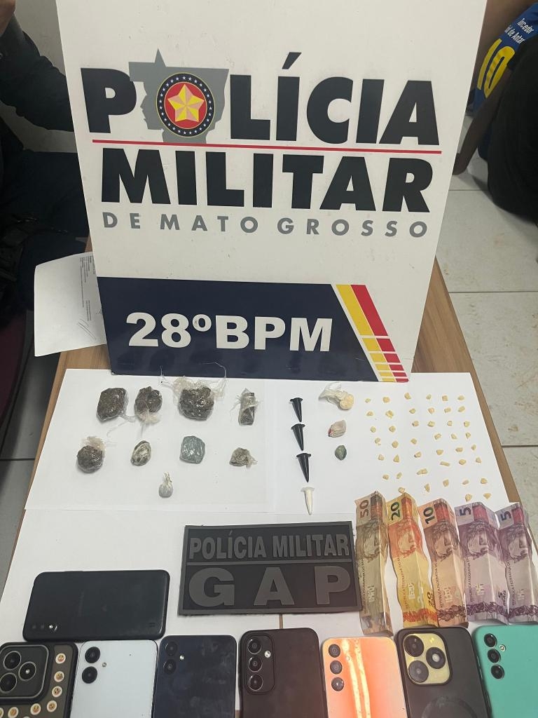 Pol�cia Militar conduz nove faccionados por tr�fico de drogas em Jaciara
