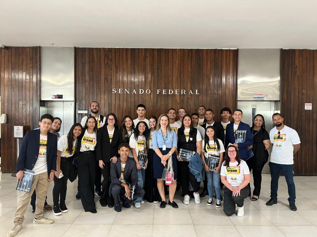Estudantes da rede estadual visitam Senado Federal e C�mara dos Deputados nesta ter�a-feira (4)