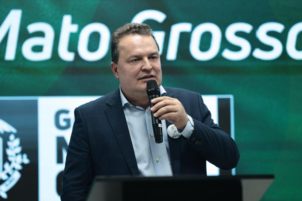 �Pela primeira vez na hist�ria, o Estado apresenta um projeto dessa dimens�o voltado para a agricultura familiar�, afirma presidente da AL