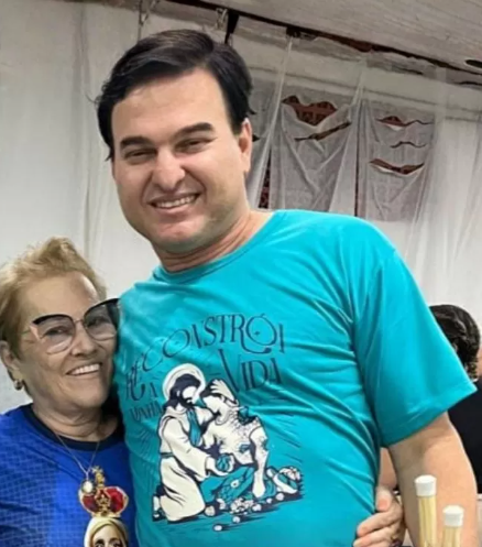 PM prende homem suspeito de tentar matar a pr�pria m�e com um p� de cabra