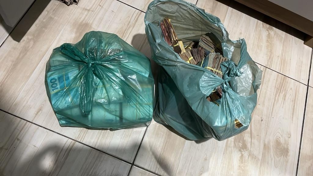 Pol�cia Civil cumpre buscas contra grupo envolvido em distribui��o de drogas e armas em V�rzea Grande