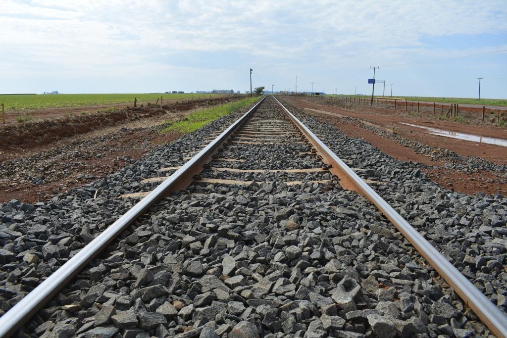 Mato Grosso tem a maior obra de ferrovia em andamento no pa�s