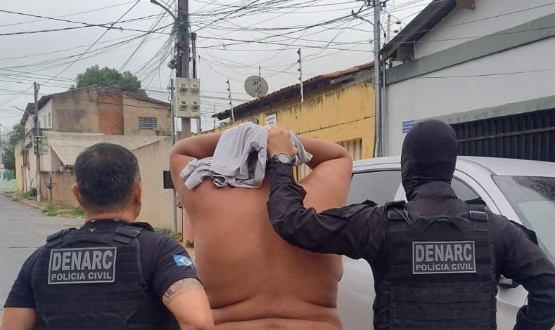 Pol�cia Civil cumpre mandados contra grupo criminoso envolvido com com�rcio ilegal de armas para outros Estados do pa�s