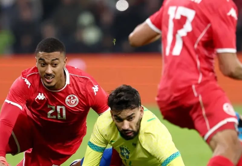 Paquet� desperdi�a p�nalti, e gol de Est�v�o garante empate do Brasil com a Tun�sia  