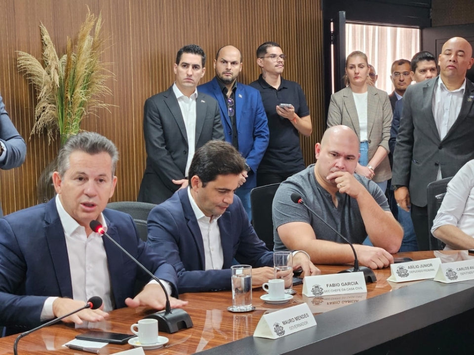 Mauro Mendes e Abilio descartam folga prolongada e defendem �responsabilidade� no servi�o p�blico