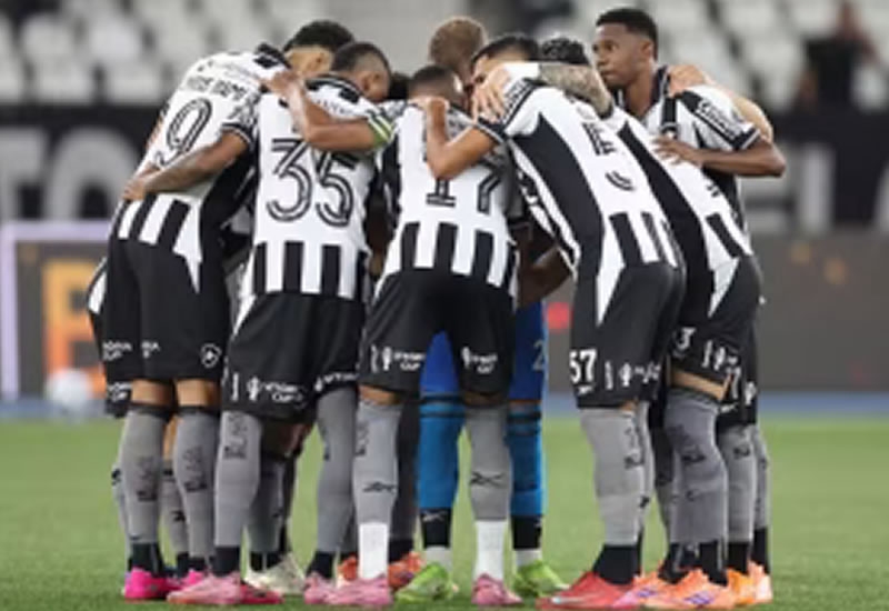 Botafogo larga na frente por classifica��o direta � Libertadores, com Flu e Bahia na cola  