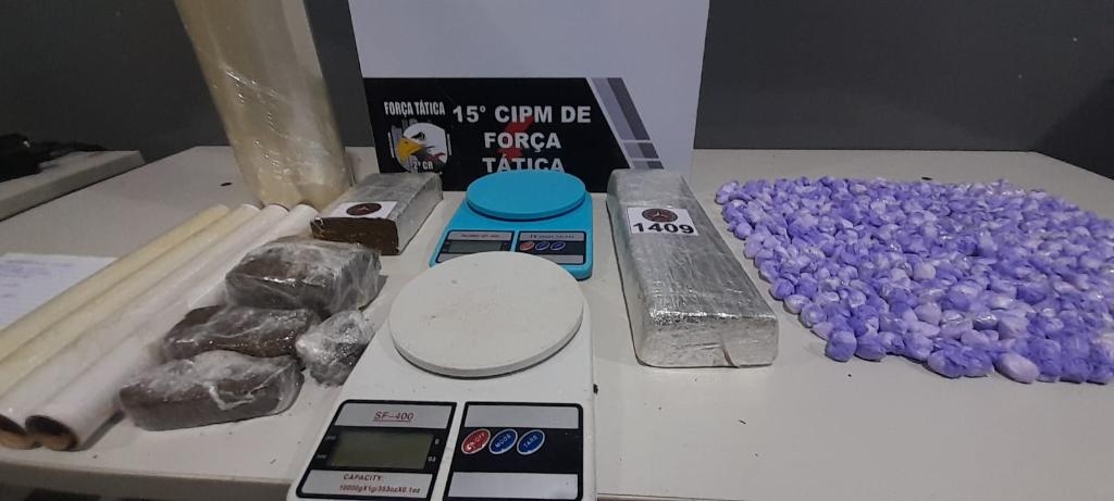 Pol�cia Militar conduz quatro suspeitos por tr�fico de drogas em V�rzea Grande