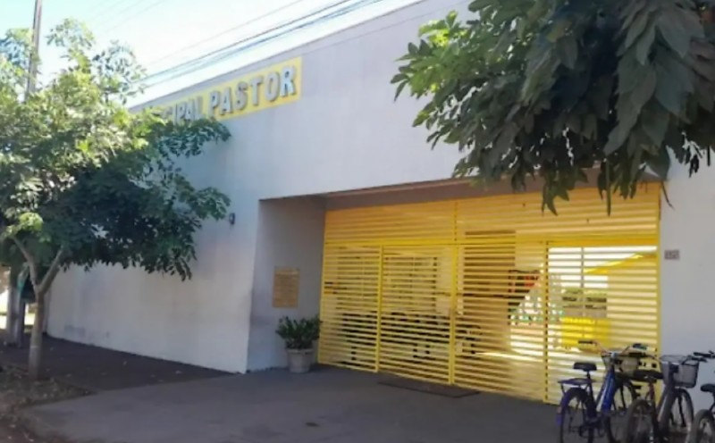 Intoxica��o leve atinge 11 alunos ap�s consumo de bolo levado por professora em Brasnorte(Video) 