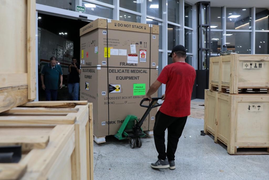 Hospital Central do Estado recebe equipamento para execu��o de cirurgias rob�ticas