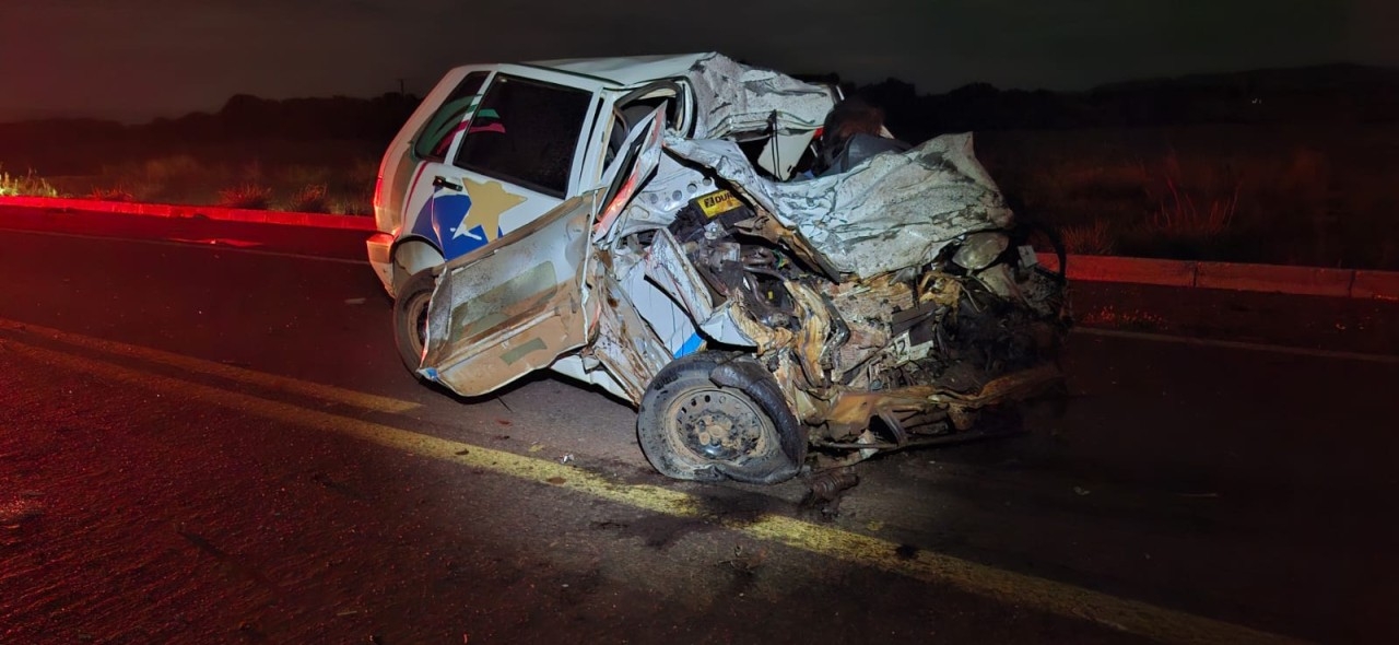 Colis�o frontal envolvendo carro da prefeitura mata l�der xavante no interior de MT