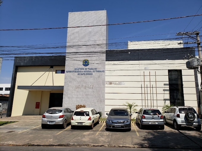 Funcion�rios do Shopping Popular ter�o direito a curso de qualifica��o com bolsa custeada pelo Minist�rio do Trabalho