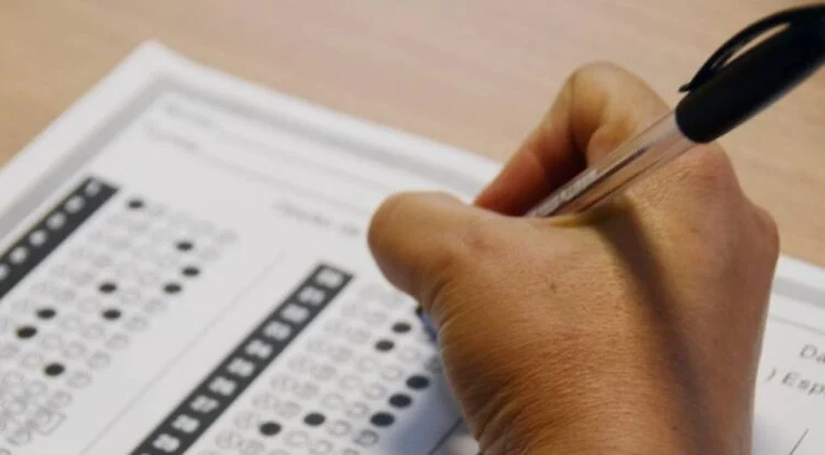 Dezembro comea com 15 editais abertos em MT e remunerao de at R$ 23 mil