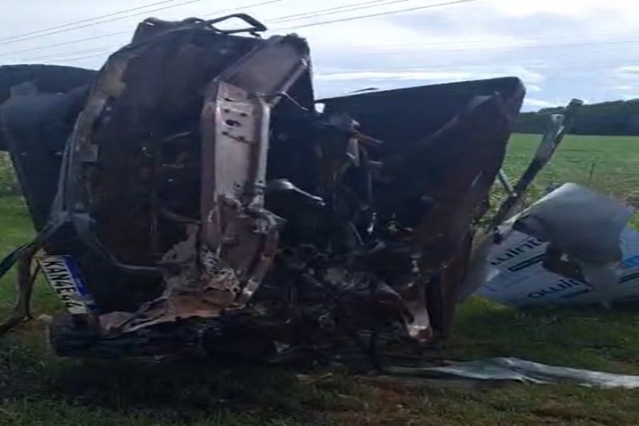 Jovem morre ap�s caminhonete colidir de frente com caminh�o na MT-130