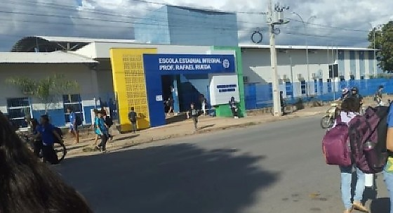 Aluna de 12 anos denuncia agress�es motivadas por intoler�ncia religiosa em escola de Cuiab�