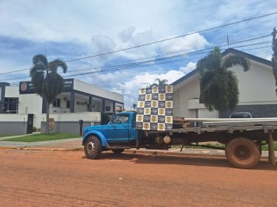 Pol�cia Civil recupera caminh�o entregue como pagamento de d�vida a fac��o em Rondon�polis