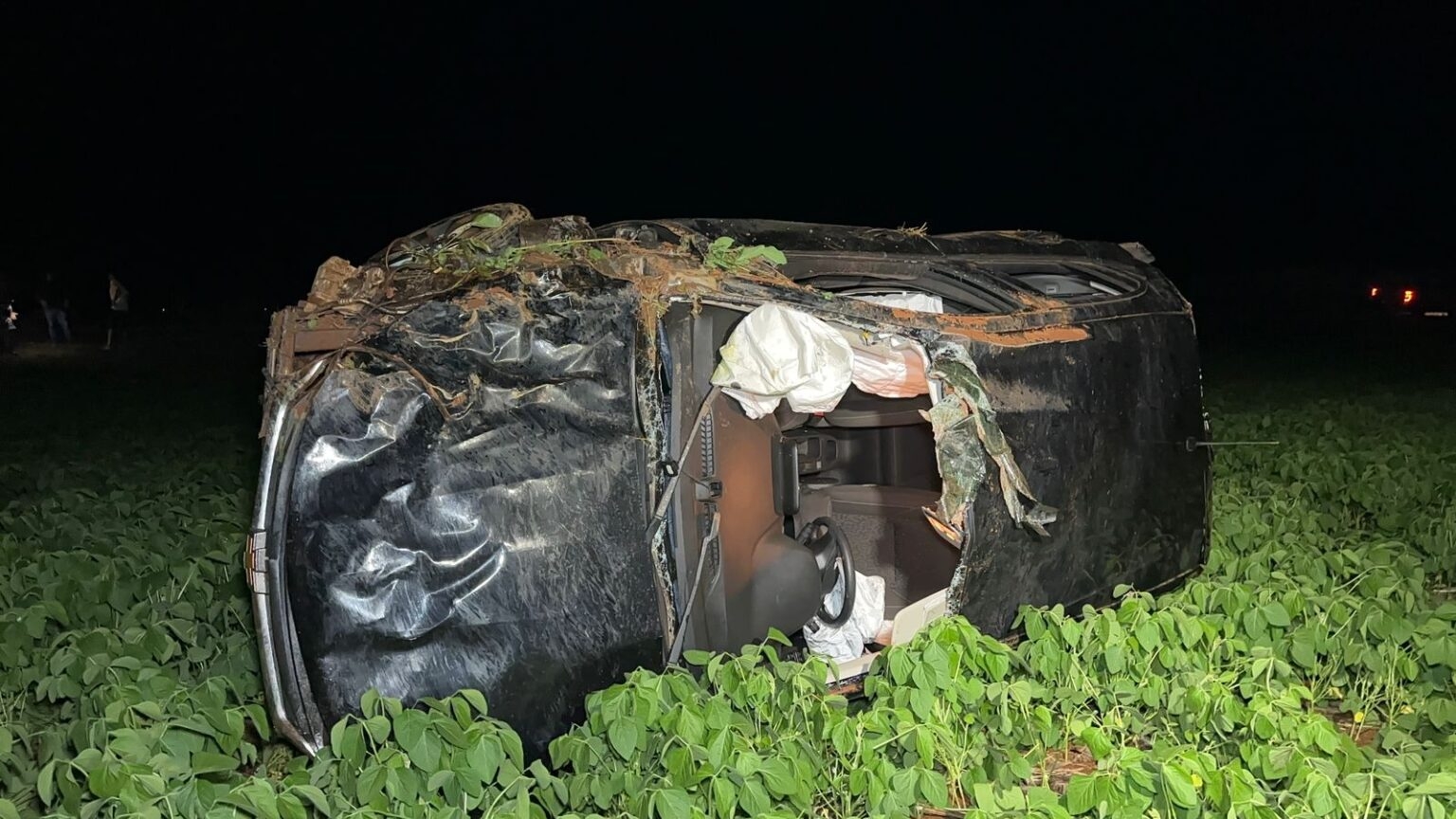 Motociclista fica gravemente ferido em colis�o com carro na BR-174