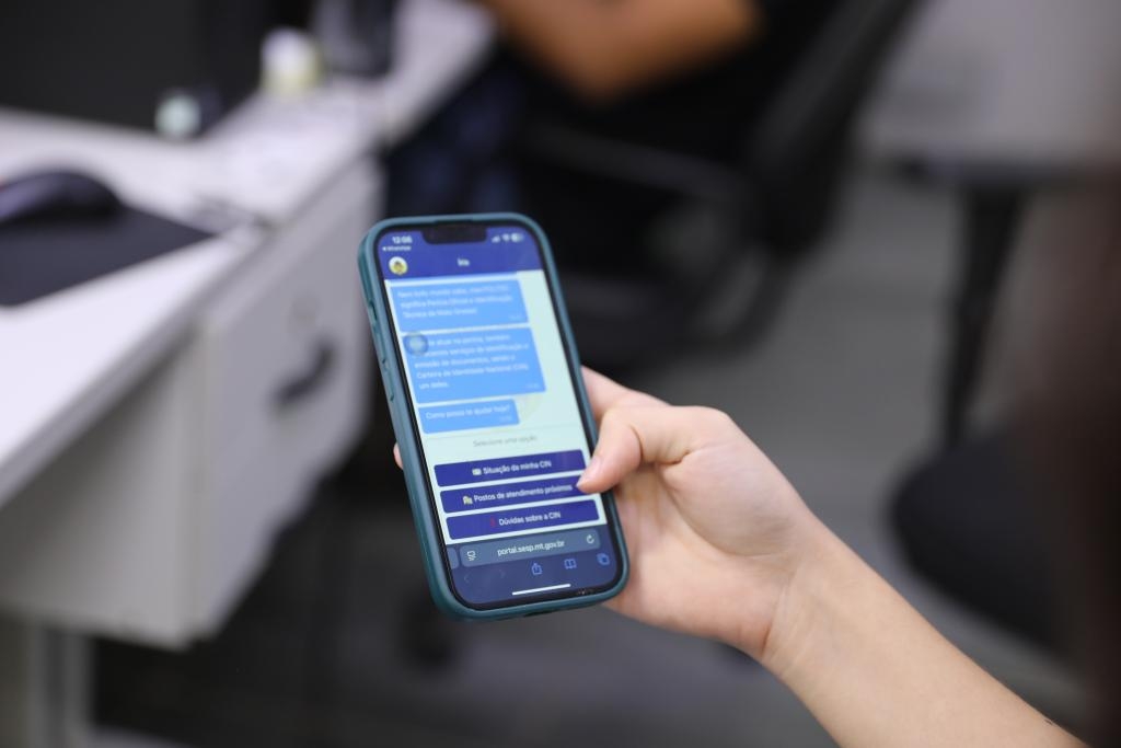 Politec lan�a sistemas para consulta a informa��es sobre o servi�o de emiss�o de carteira de identidade nacional