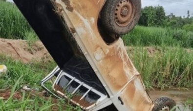 Sequestro termina em capotamento na BR-163 e v�tima consegue escapar em MT