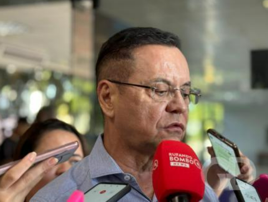 Botelho afirma que constru��o de �praia artificial� n�o deve usar recursos p�blicos