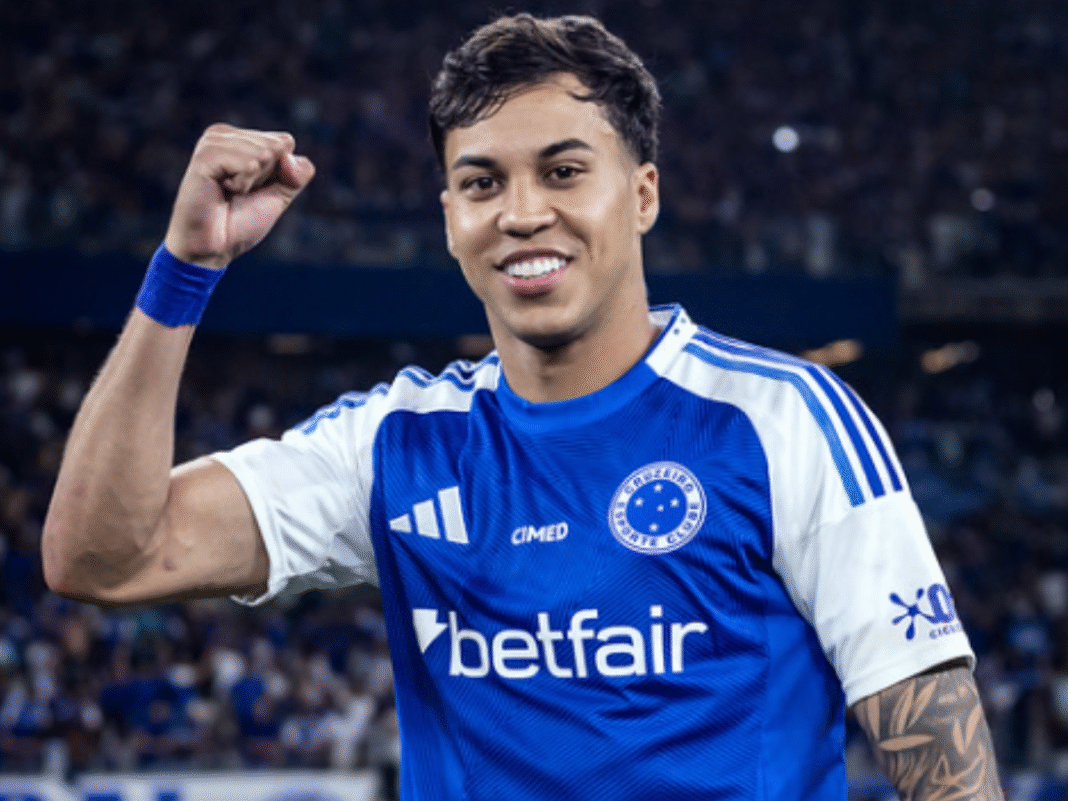 Flamengo mant�m ofensiva por Kaio Jorge e prepara proposta salarial milion�ria