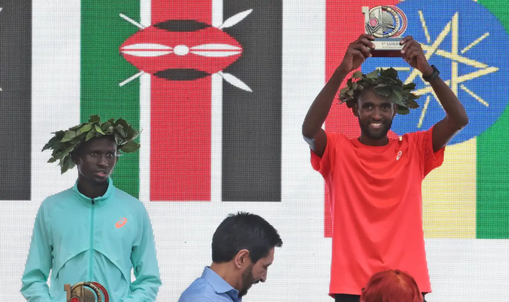 Et�ope Muse Gisachew vence a 100� S�o Silvestre ap�s ultrapassagem emocionante